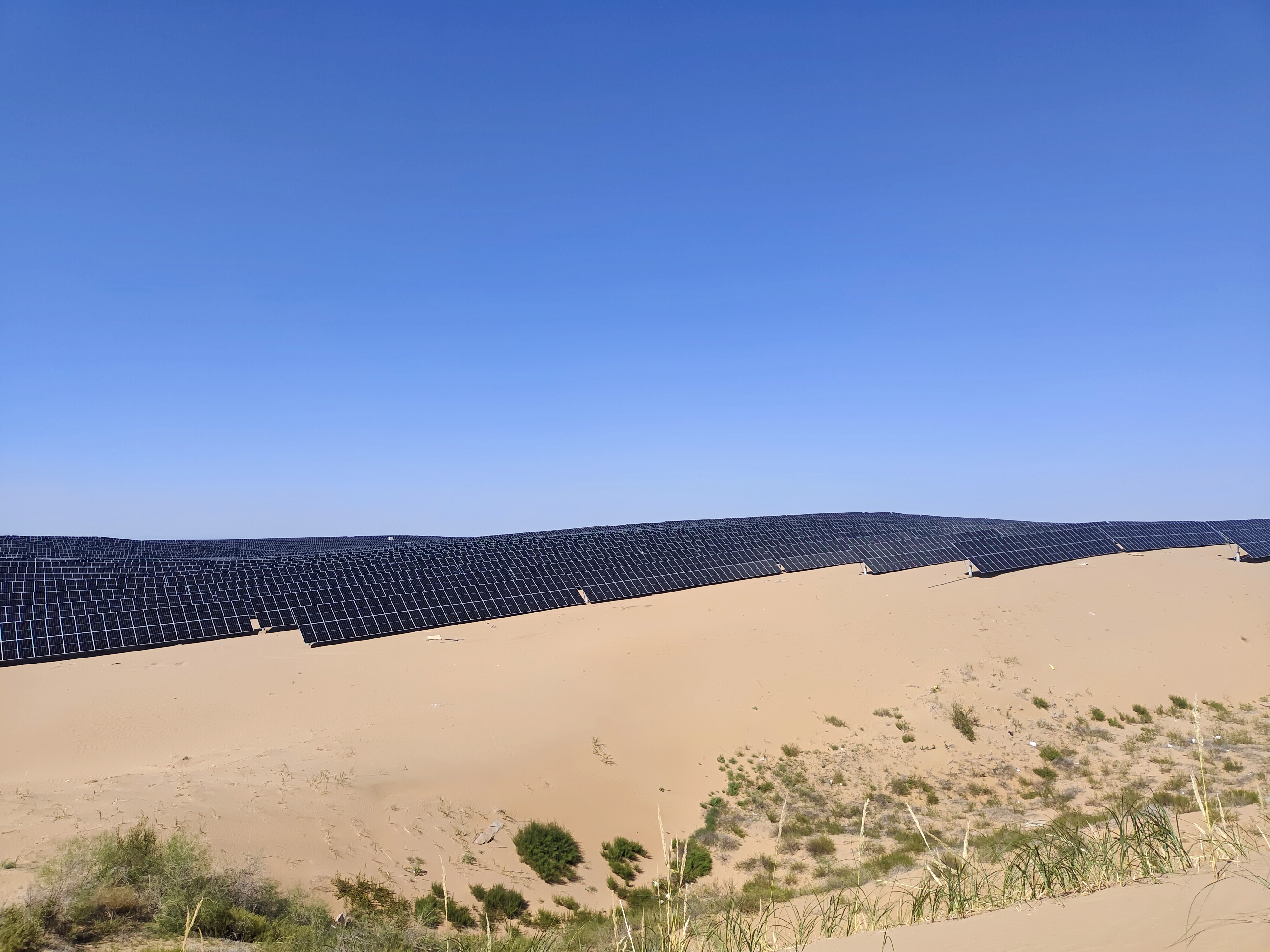 MG冰球突破-華能內蒙古鄂爾多斯光伏發電項目